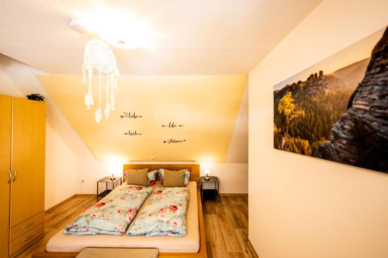 Apartment Waldblickwohnung Mit Schoener Terrasse Und Kamin Sebnitz